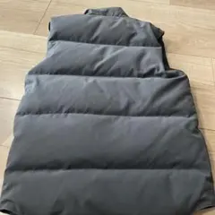 美品　Canada Goose グラファイト ダウンベスト XS