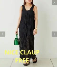 NICE CLAUP◆シフォン素材 キャミワンピース ブラックFREE プリーツ