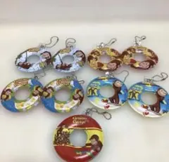 【5種9個セット】おさるのジョージ 浮き輪キーホルダー 約6.5cm まとめ売り