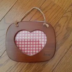 ハート型木製フレーム Lucy’s