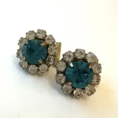 rada ラダ ピアス フラワーモチーフ