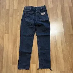 Wrangler ダークブルー ストレートデニム