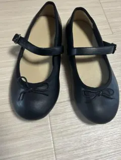 黒いバレエシューズ フォーマルシューズ