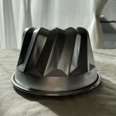 Item thumbnail for item 22afc477-59b0-4467-b391-14dfb37cbce0