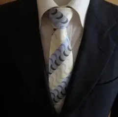 新品　ストライプ　デザインネクタイ