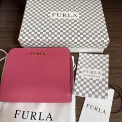 FURLA ピンク 二つ折り財布