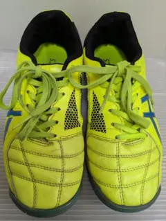 再値下げしました！ASICS フットサルシューズ　22cm サッカーシューズ
