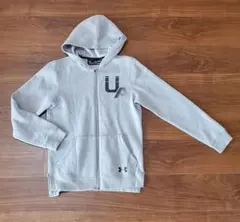 Under Armour　パーカー