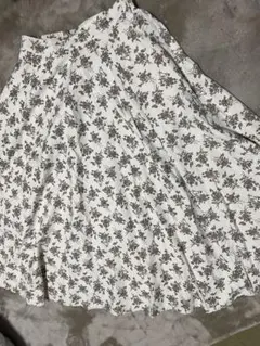 フラワープリント フレアスカート Lサイズ