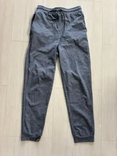 グレー パンツ ゴムウエスト　150㌢