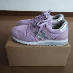 送料込み　New Balance ニューバランス 520 バイオレット