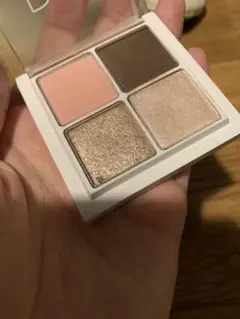 B IDOL  THE アイパレ R 04 強がりのピンクグレージュ 旧デザイン