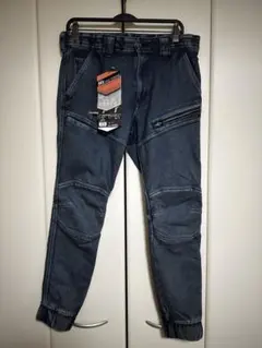 Item thumbnail for item 19e5b6f3-f58b-4882-be1d-2d79460fef32