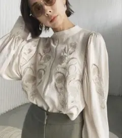 Ameri×Miller POOFY TOPS Ameri（アメリ）の「AMERI×MILLER POOFY TOPS（Tシャツ/カットソー