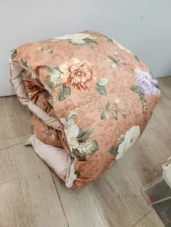 羽毛布団　シングルサイズ　１.４kg　掛け布団