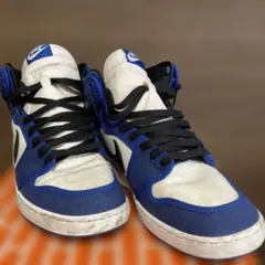 NIKE AIR JORDAN 1 KO AJKO ハイカット スニーカーのサムネイル