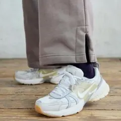 NIKE W V2K RUN HV4314-030 24.5cm PHANTO