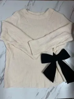 ローズティアラ46 セーター　リボン　 柔軟剤の匂いあります