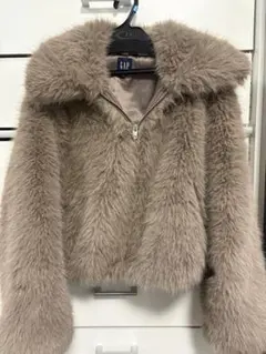 GAP グロップド　フェイクファージャケットM