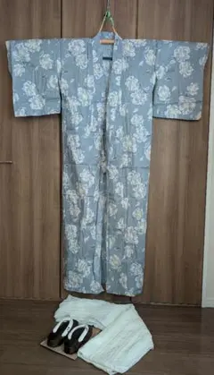 青色 花柄 浴衣・帯・下駄セット
