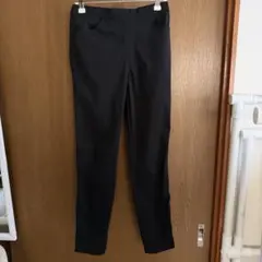 ブラック スキニーパンツ
