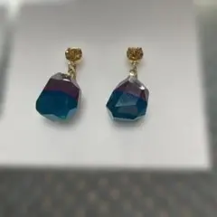 アクリルカットイヤリング