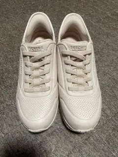 スケッチャーズ　 ハンズフリー スリップインズ　ウノ　23.5