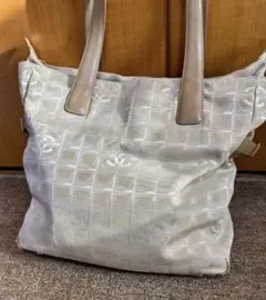 あ*の様 美品✨シャネル　ニュートラベルライン　トートバッグ　ココマーク　ベージ