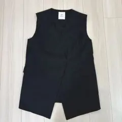 美品 1er Arrondissement リネンソフト ジレ ベスト 黒　麻