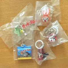 ガチャガチャ　クッピーラムネめじるしアクセサリー　5種 セミコンプリート