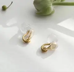HARIO Lampwork Factory イヤリング　ピュアシュガー❣️⭐️