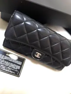 シャネル 長財布 ウルトラステッチ A69094ブラックラムスキン 