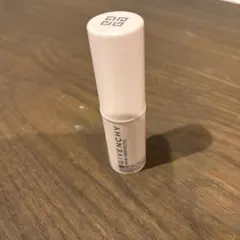 Givenchy UV Stickのサムネイル