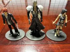 FINAL FANTASY VII PLAY ARTS フィギュア3体セット