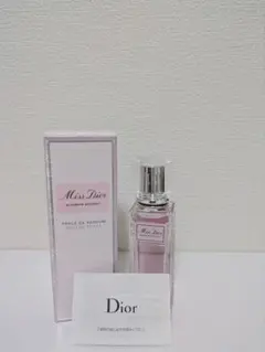 ミスディオール　ブルーミングブーケ　ローラーパール　オードゥトワレ