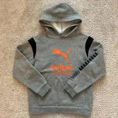 PUMA スウェット　フード付きトレーナー　140