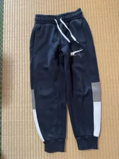 プーマ　ズボン　130センチ