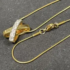 ヴィンテージアクセサリー　ネックレス　ペンダント　クロスデザイン　ラインストーン