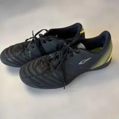 TIGORAティゴラ サッカーシューズフットサルシューズ 黒/黄色 25.0cmのサムネイル