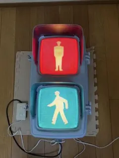 信号機（アメリカ） 本物縦型 3灯式 【アメリカン雑貨】 - メルカリ