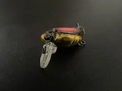 BASSDAY バスデイ こぶん 赤金 虫ルアー シャロークランクのサムネイル