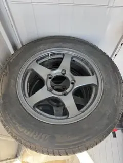タイヤのサムネイル