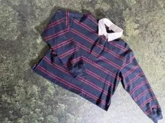 ラガーシャツ　襟白　ダークブルーに赤系の横ストライプ入り