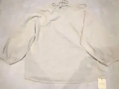 【新品タグ付】LAUIR 長袖 ブラウス ベージュ　バッグリボン綿100%　Fのサムネイル