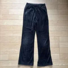 GU ヌクヌクニットコールフレアパンツ