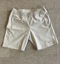 THE NORTH FACE ライトグレー ショートパンツ
