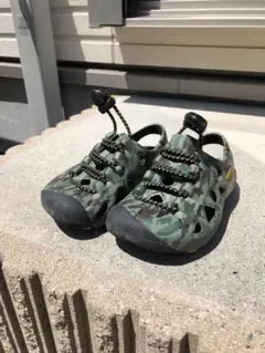 keen キッズサンダル