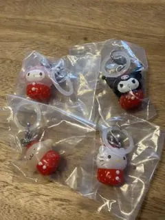 サンリオ　いちごめじるしアクセサリー