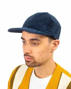 【値下げ中】BEAMS 6 Panel スエード　美品のサムネイル