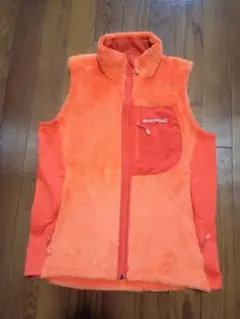 【三連休特価】モンベル　クリマエアベスト（レディースM）